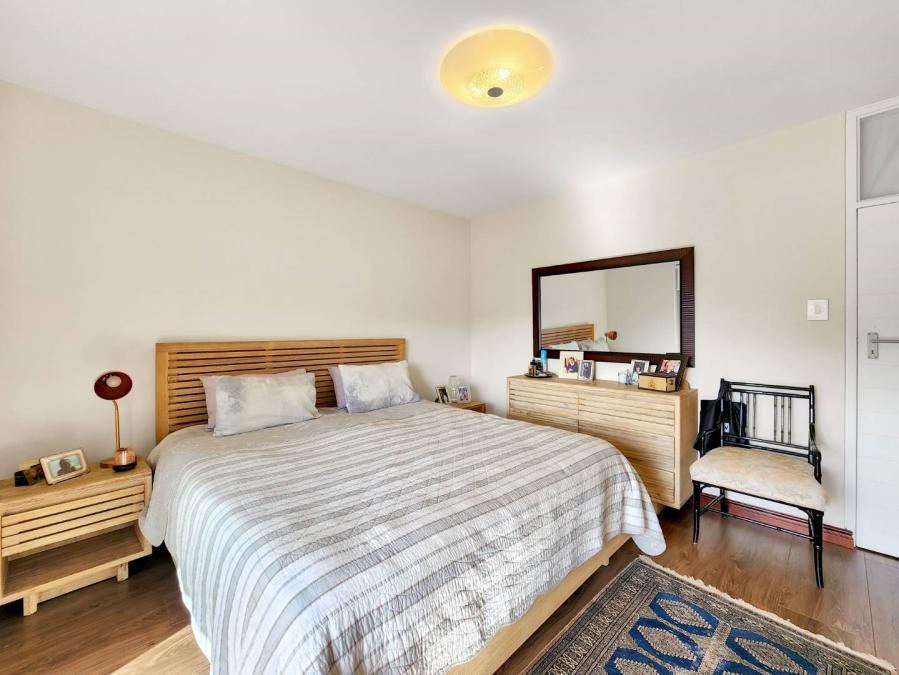 To Let 2 Bedroom Property for Rent in Sea Point Western Cape
